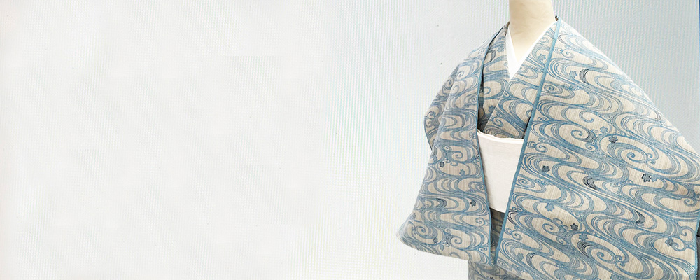 『松煙染小紋』流水に楓